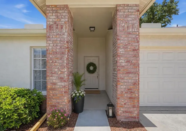 Photo 3 of Condo for sale at 9031 Warwick Ln #9031, New Port Richey, FL 34655 | MLS# W7886094 | Listing updated on 2026-10-04