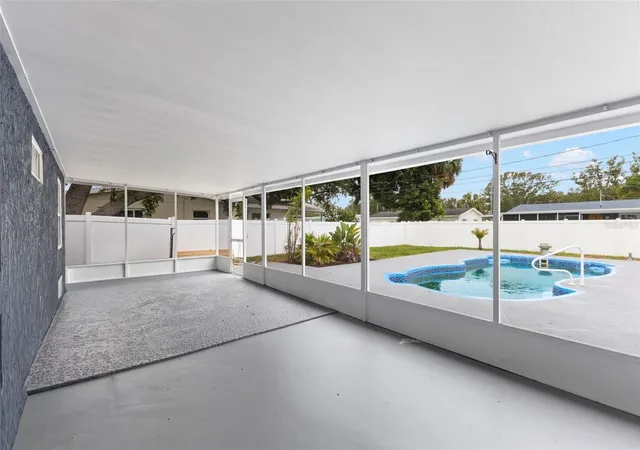 Photo 2 of Single family home for sale at 4430 Carson St Ne, Saint Petersburg, FL 33703 | MLS# TB8512260 | Listing updated on 2026-10-26