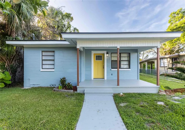 Homes for sale in Daytona Beach, FL | 136 Taylor Ave, Daytona Beach, FL 32114 | MLS# O6410853