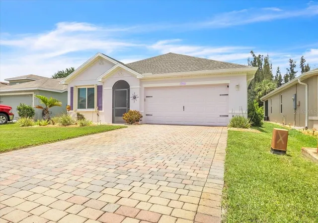2nd image of 27932 Arrowhead Cir, Punta Gorda, FL 33982 | MLS# C7526574