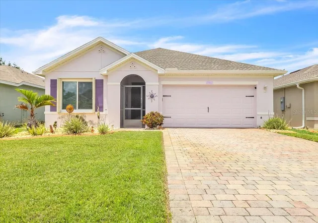 3rd image of 27932 Arrowhead Cir, Punta Gorda, FL 33982 | MLS# C7526574
