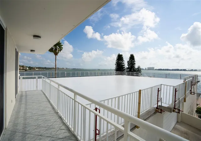 5th image of 100 Pierce St #307, Clearwater, FL 33756 | MLS# TB8512278