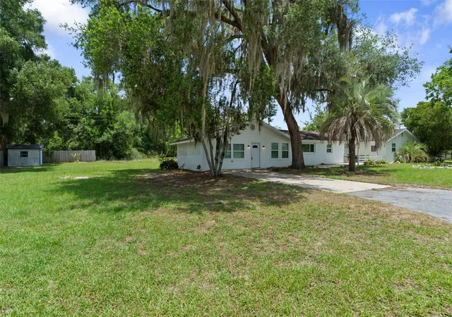 Homes for sale in Floral City, FL | 7741 E Spanish Trl, Floral City, FL 34436 | MLS# W7886097