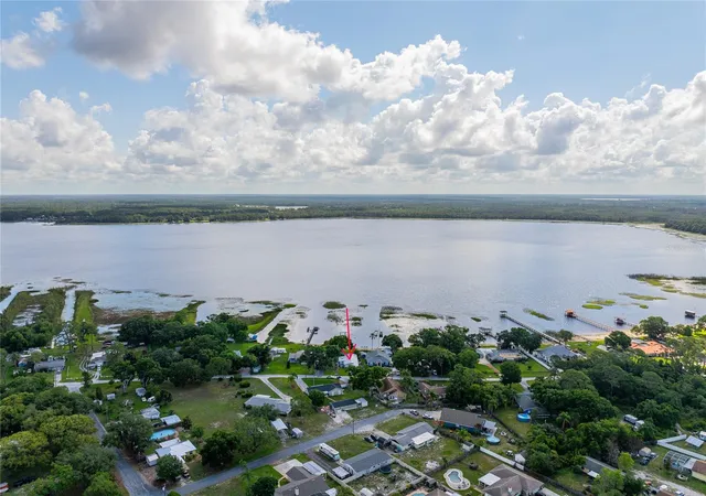 Photo 2 of Single family home for sale at 6125 Lake Lizzie Dr, Saint Cloud, FL 34771 | MLS# O6410874 | Listing updated on 2026-10-20