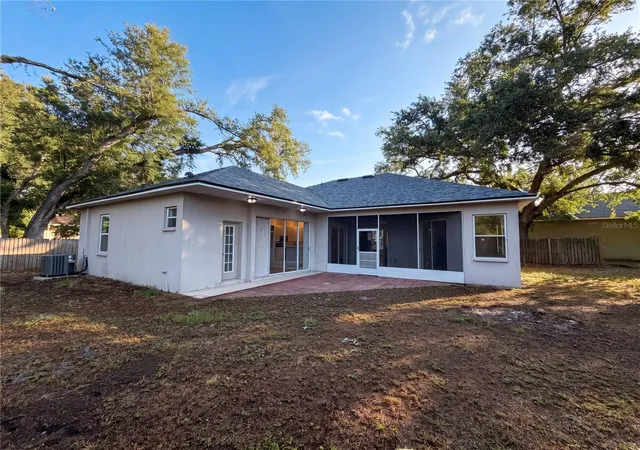 5th image of 203 Taylor Bay Ln, Brandon, FL 33510 | MLS# O6410875