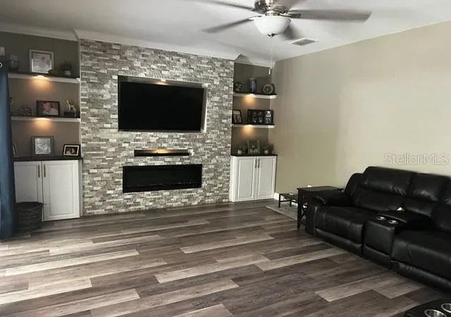Photo 4 of Single family home for sale at 6528 Carrington Sky Dr, Apollo Beach, FL 33572 | MLS# A4694855 | Listing updated on 2026-09-30