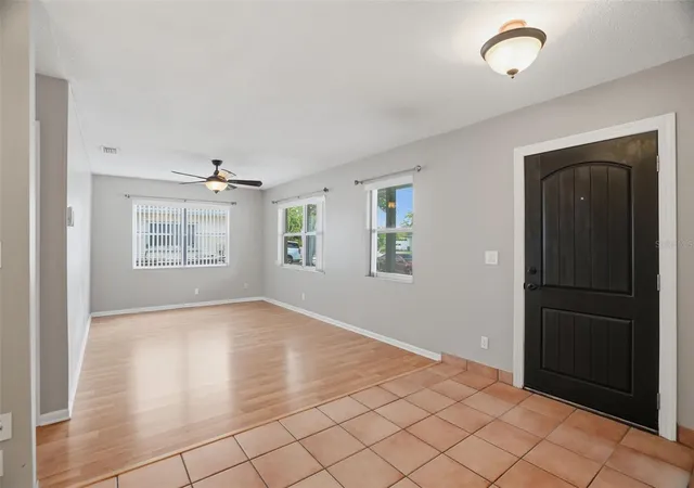 Homes for sale in Tampa, FL | 4307 W Wisconsin Ct, Tampa, FL 33616 | MLS# TB8512284