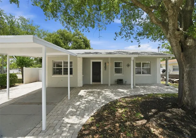 Homes for sale in Tampa, FL | 4307 W Wisconsin Ct, Tampa, FL 33616 | MLS# TB8512284