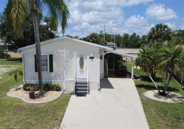 Photo 1 of Manufactured home for sale at 2100 Kings Hwy #977, Port Charlotte, FL 33980 | MLS# C7526579 | Listing updated on 2026-08-21