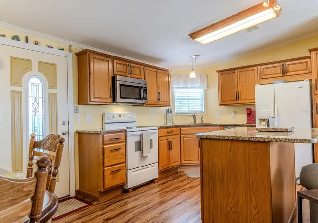Photo 2 of Manufactured home for sale at 2100 Kings Hwy #977, Port Charlotte, FL 33980 | MLS# C7526579 | Listing updated on 2026-08-21