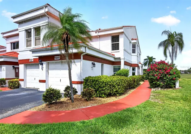 1st image of 1990 Leisure Dr #3, Fort Myers, FL 33907 | MLS# C7526580