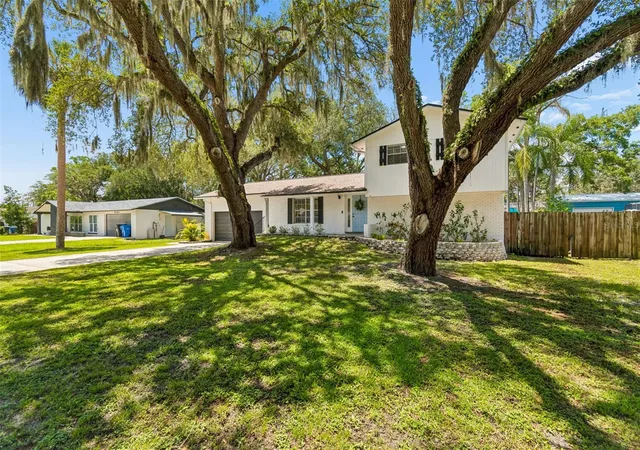 3rd image of 114 Windy Cir, Brandon, FL 33511 | MLS# TB8512303