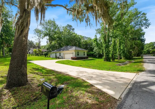 45th image of 601 Se 4th Ave, Melrose, FL 32666 | MLS# GC540639