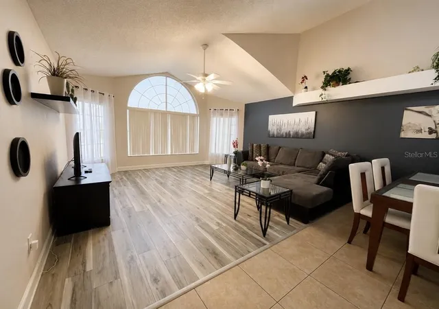 Listing Photo 5 - Condo for sale in building located at 2747 N Poinciana Blvd, KISSIMMEE, FL 34746 - Unit #10