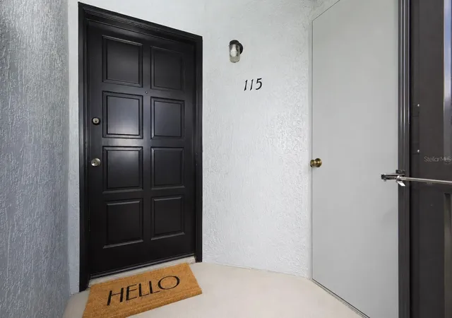 3rd image of 115 Dorchester Sq, Lake Mary, FL 32746 | MLS# O6410969