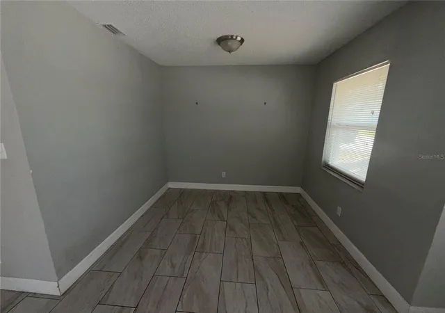 2nd image of 2121 S San Gully Rd, LAKELAND, FL 33803