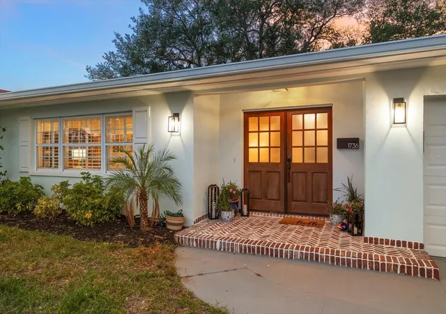 2nd image of 1736 Golf View Dr, Belleair, FL 33756 | MLS# TB8512384