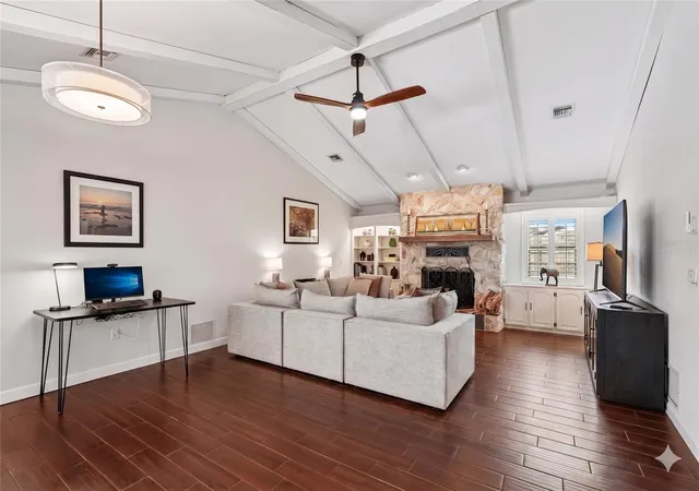 4th image of 1201 Jamaica Rd, Venice, FL 34293 | MLS# A4694883