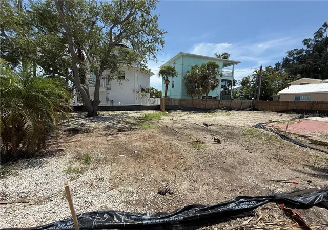 Photo 3 of Land for sale at 8586 E Bay Dr, Treasure Island, FL 33706 | MLS# TB8512413 | Listing updated on 2026-05-27