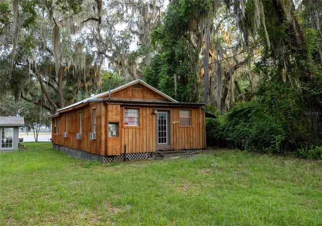3rd image of 1847 State Road 20, Hawthorne, FL 32640 | MLS# GC540649