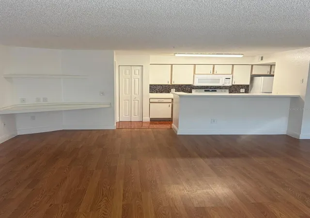 Photo 2 of Condo for sale at 2202 Key W Ct #626, Kissimmee, FL 34741 | MLS# S5150652 | Listing updated on 2026-08-13