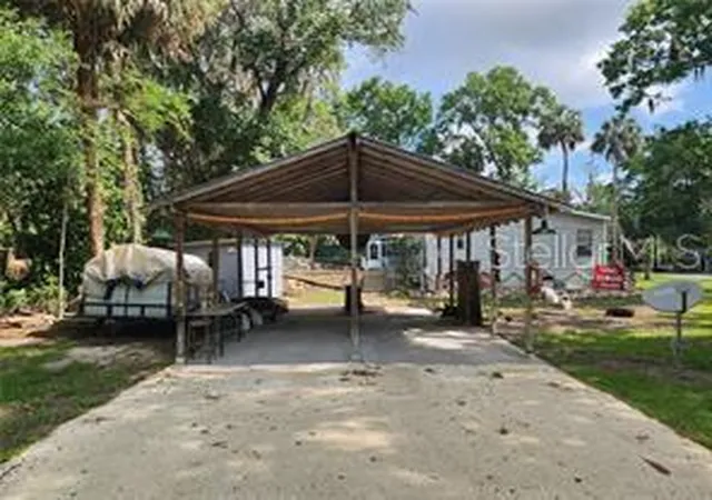 Photo 3 of Manufactured home for sale at 5550 S Coral Bells Ave, Homosassa, FL 34448 | MLS# W7886116 | Listing updated on 2026-07-13