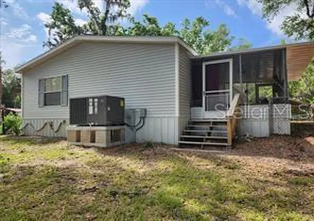 Photo 3 of Manufactured home for sale at 5550 S Coral Bells Ave, Homosassa, FL 34448 | MLS# W7886116 | Listing updated on 2026-07-13