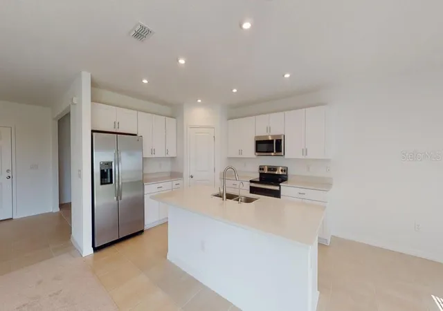 2nd image of 6753 Equinox Ln N, North Fort Myers, FL 33917 | MLS# A4694900
