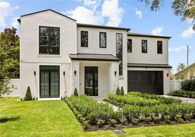 Photo 2 of Single family home for sale at 2315 Weber St, Orlando, FL 32803 | MLS# O6411033 | Listing updated on 2026-09-12