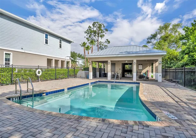 Photo 3 of Townhouse for sale at 986 Grand Wildmere Cvs, Longwood, FL 32750 | MLS# O6411035 | Listing updated on 2026-10-04