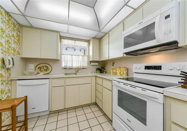 Homes for sale in Belleair Bluffs, FL | 131 Bluff View Dr #308, Belleair Bluffs, FL 33770 | MLS# TB8512438