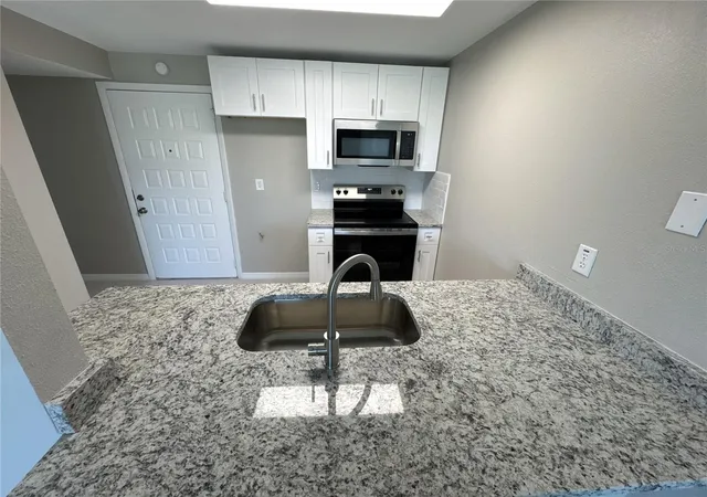 4th image of 1285 Gulf Blvd #5, Englewood, FL 34223 | MLS# C7526596
