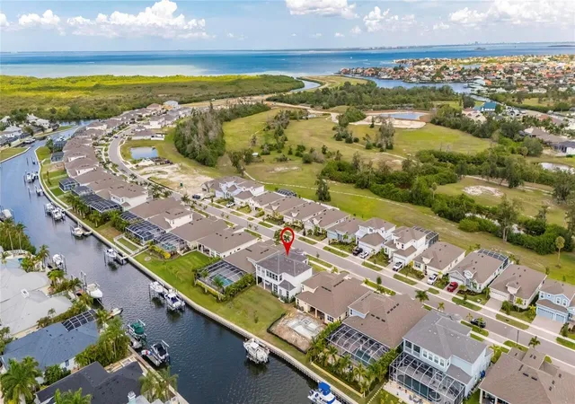 2nd image of 1016 Signet Dr, Apollo Beach, FL 33572 | MLS# TB8512446