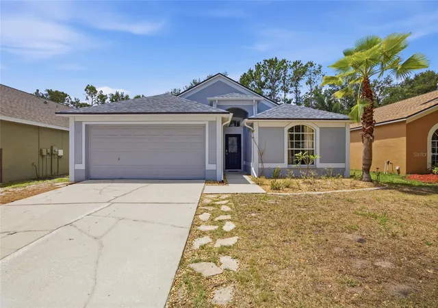 Photo 1 of Single family home for sale at 7611 Wiltshire Park Pl, Apollo Beach, FL 33572 | MLS# TB8512456 | Listing updated on 2026-10-06