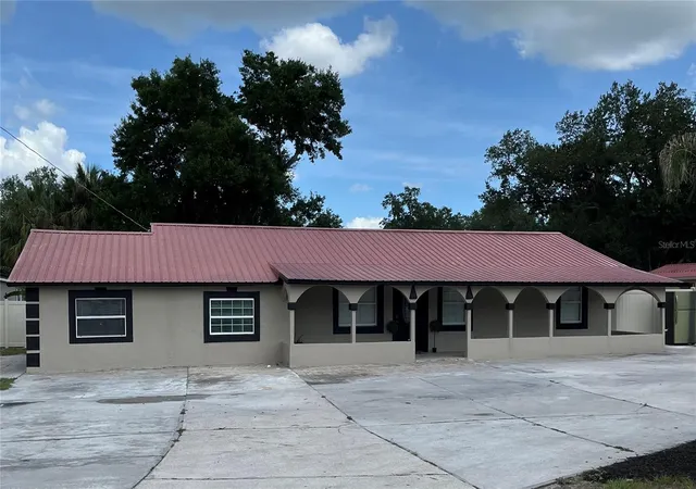 Homes for sale in Mulberry, FL | 4120 Orange Ave, Mulberry, FL 33860 | MLS# L4962222