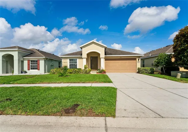 Photo 3 of Single family home for sale at 799 Alpine Thistle Dr, Brooksville, FL 34604 | MLS# TB8512494 | Listing updated on 2026-08-03