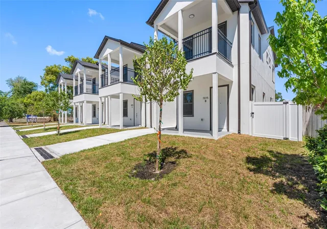4th image of 7015 N Central Ave #Unit D, Tampa, FL 33604 | MLS# TB8512502