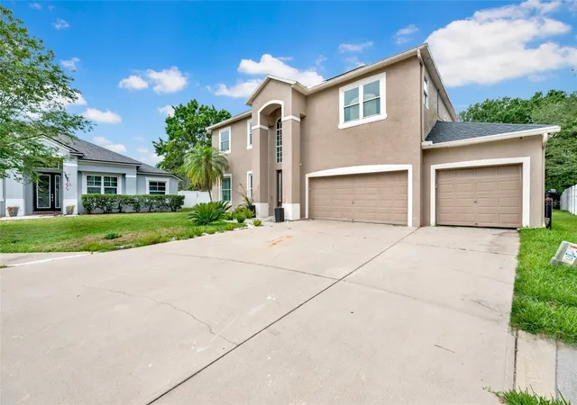 Photo 3 of Single family home for sale at 3103 Ashmonte Dr, Land O Lakes, FL 34638 | MLS# TB8512512 | Listing updated on 2026-10-01