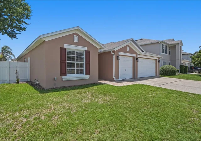 Photo 3 of Single family home for sale at 969 Horseshoe Fls Dr, Orlando, FL 32828 | MLS# O6411111 | Listing updated on 2026-07-09