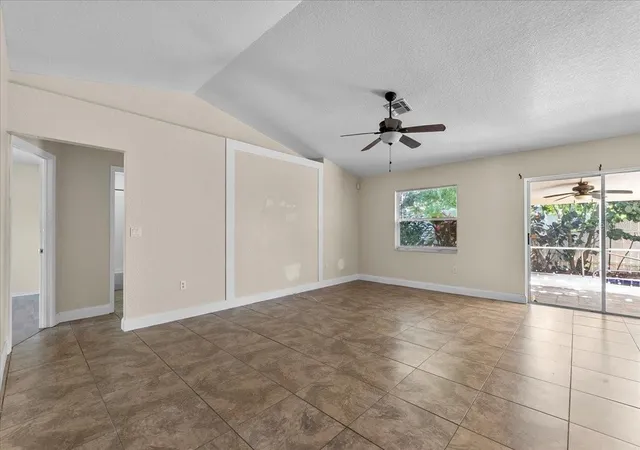 Photo 3 of Single family home for sale at 307 Sterling Dr, Winter Haven, FL 33884 | MLS# S5150673 | Listing updated on 2026-05-27