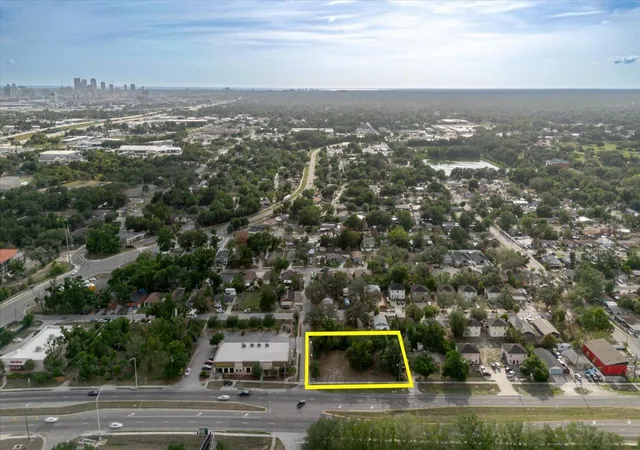 3rd image of 3206 N 50Th Street, Tampa, FL 33605 | MLS# TB8512541