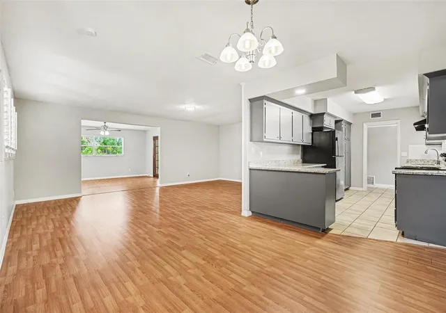 5th image of 714 Coulter Pl, Brandon, FL 33511 | MLS# O6411123