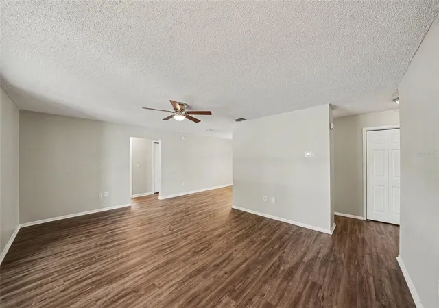 Photo 4 of Single family home for sale at 11424 Scallop Dr, Port Richey, FL 34668 | MLS# O6411124 | Listing updated on 2026-07-31