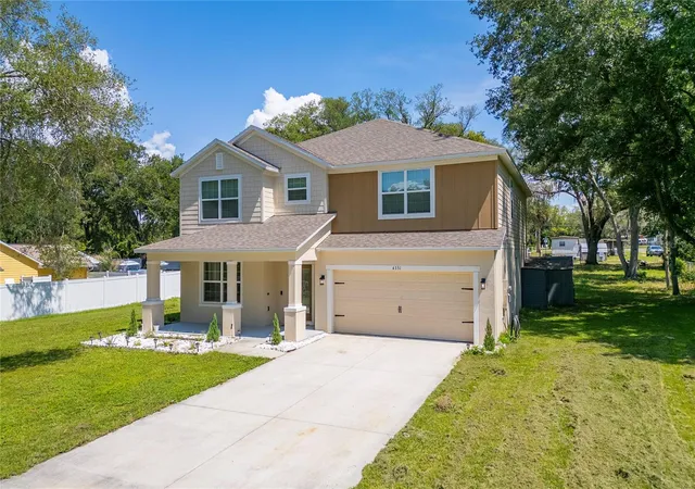 Homes for sale in Fruitland Park, FL | 4331 Wayne Rd, Fruitland Park, FL 34731 | MLS# S5150676