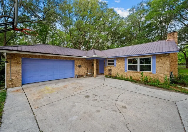 Photo 1 of Single family home for sale at 16422 Ne 10th Street, Gainesville, FL 32609 | MLS# GC540661 | Listing updated on 2026-09-22