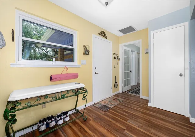 Photo 2 of Single family home for sale at 16422 Ne 10th Street, Gainesville, FL 32609 | MLS# GC540661 | Listing updated on 2026-09-22