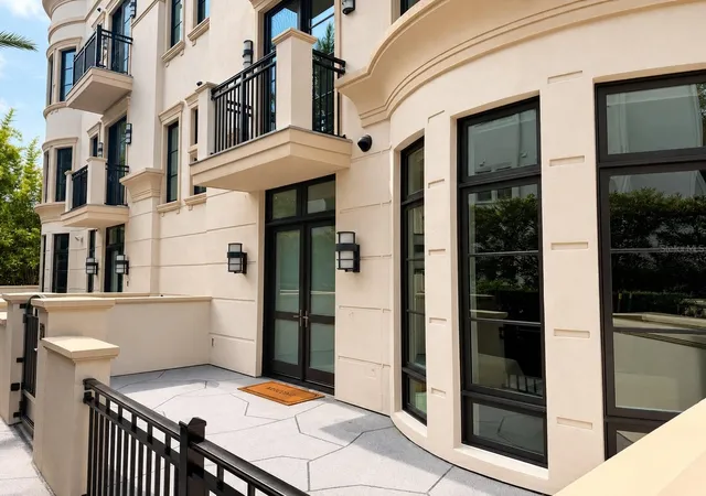 2nd image of 125 S Interlachen Ave #2, Winter Park, FL 32789 | MLS# O6411134