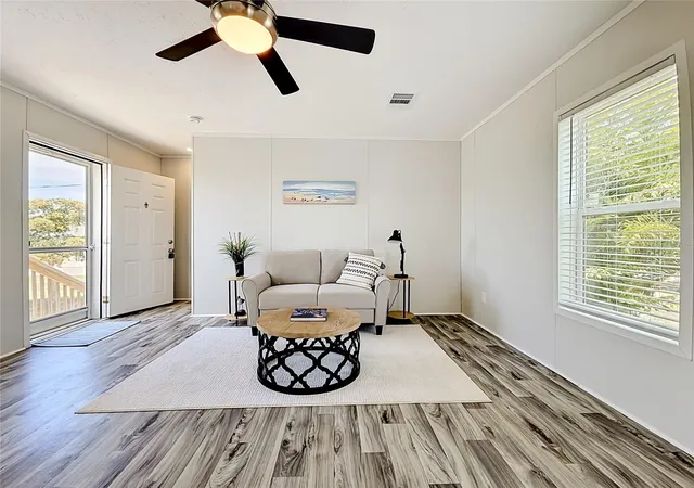Photo 3 of Manufactured home for sale at 1433 Seagull Dr, Englewood, FL 34224 | MLS# S5150680 | Listing updated on 2026-08-05