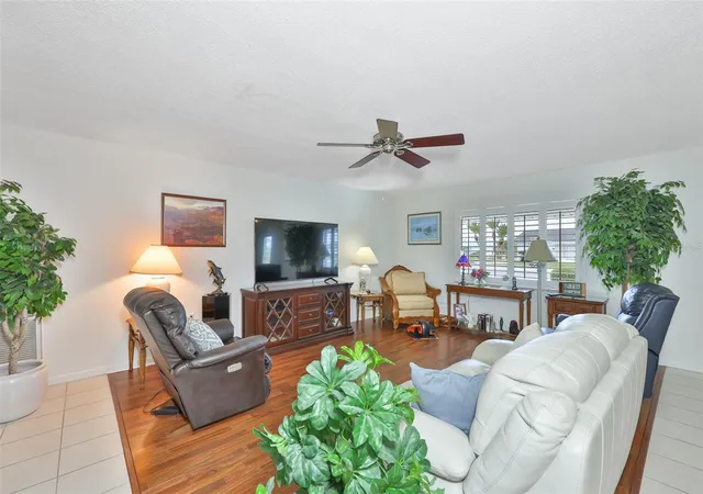 2nd image of 684 Allegheny Dr, Sun City Center, FL 33573 | MLS# TB8512560