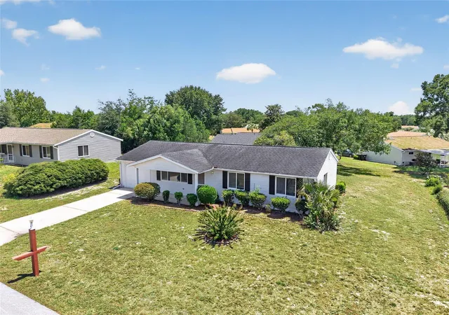 Photo 2 of Sale Pending at 8720 Sw 108th Lane, Ocala, FL 34481 | MLS# OM725440 | Listing updated on 2026-09-03